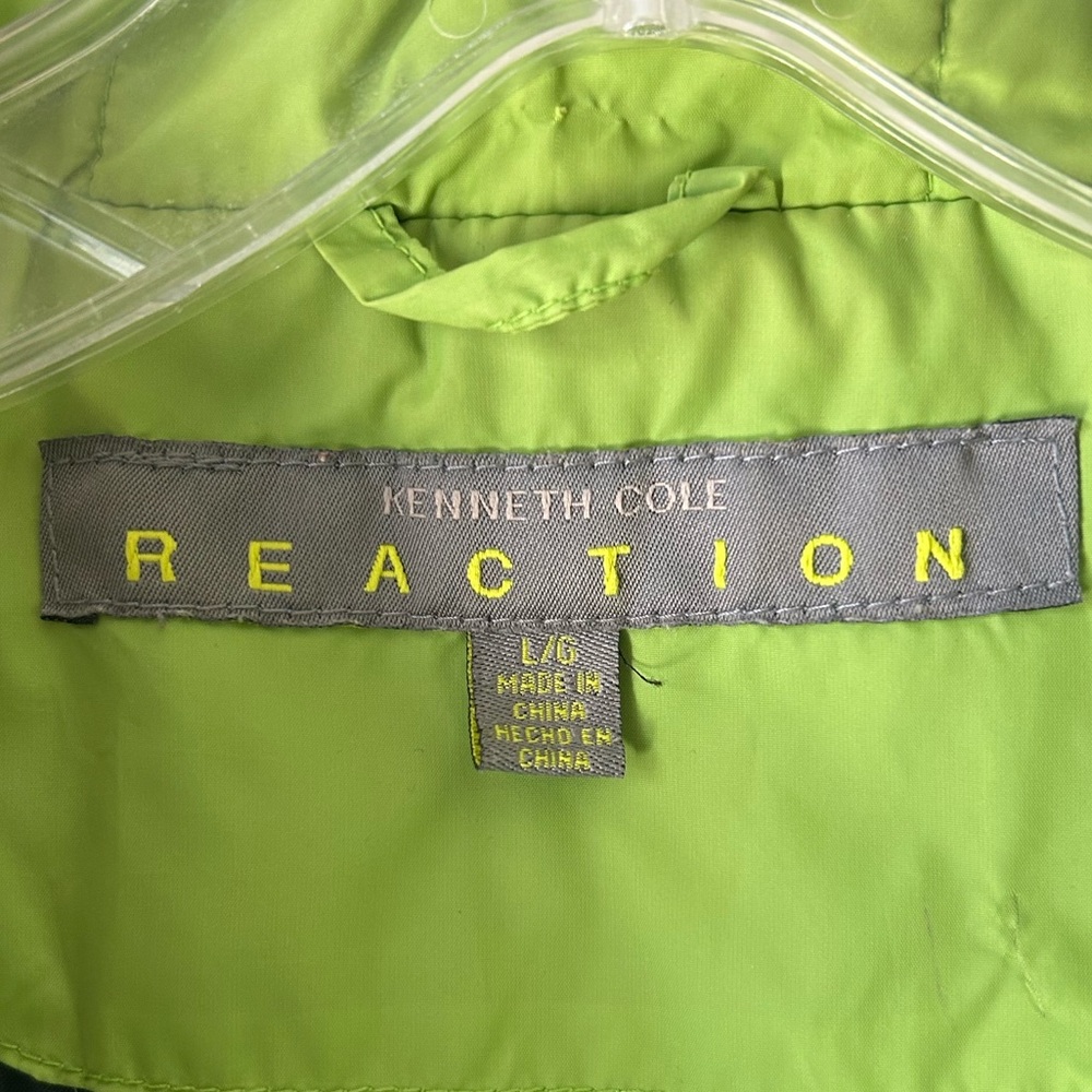 Kenneth Cole Puffer Crop Vest Jacket - Picture 6 of 6